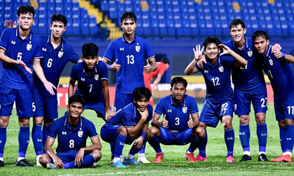 Đá 'chấp tuổi', U23 Thái Lan vẫn có màn thị uy đáng gờm khiến U23 Việt Nam phải dè chừng