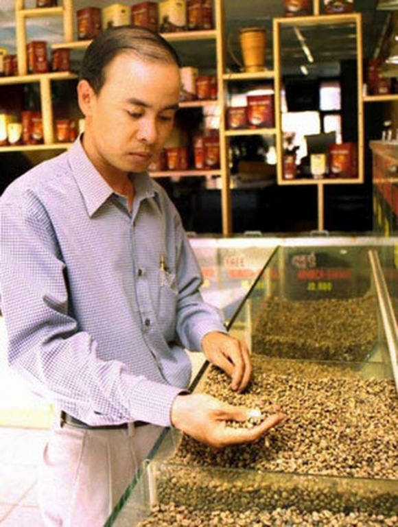 CEO Đặng Lê Nguyên Vũ khởi nghiệp kinh doanh cà phê bằng cái bĩu môi của người đời: Đúng là sinh viên điên khùng! - Ảnh 2.