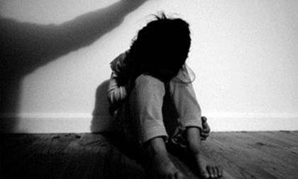 Hà Nội: Nam thanh niên hiếp dâm con gái 6 tuổi của bố nuôi