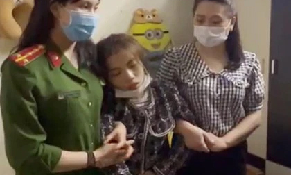 Khám xét nơi ở, phát hiện nữ nghi phạm đốt nhà trọ ở Phú Đô sống cùng chồng và con 5 tuổi