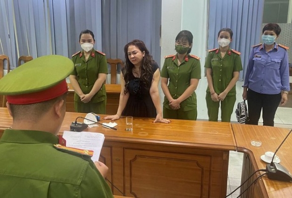 Bà Nguyễn Phương Hằng bị 2 tỉnh cùng khởi tố 1 tội danh, luật sư nói gì? - Ảnh 1.