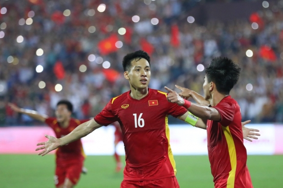 HLV châu Âu: “U23 Malaysia ngang tầm Thái Lan đấy, nhưng U23 Việt Nam vẫn sẽ chiến thắng - Ảnh 3.