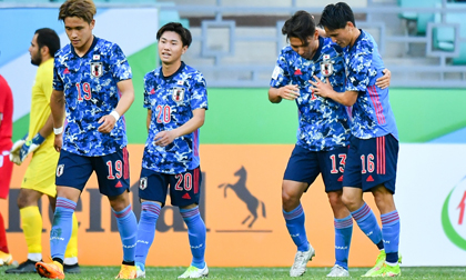 Đen đủi đến khó tin, U23 Nhật Bản đánh rơi cơ hội gặp U23 Việt Nam ở tứ kết
