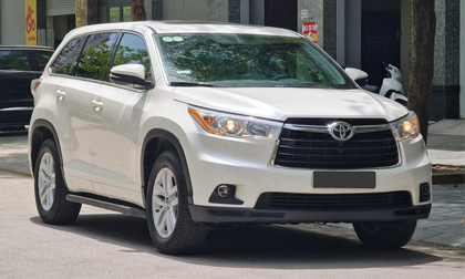 Chiếc SUV 7 chỗ nhập Mỹ của Toyota có giá bán lại hơn 1 tỷ đồng, chỉ ngang Corolla Cross