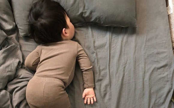 Trẻ ngủ vào 2 khung giờ này không chỉ thúc đẩy chiều cao mà còn phát triển IQ vượt bậc, bố mẹ cần lưu ý - Ảnh 1.