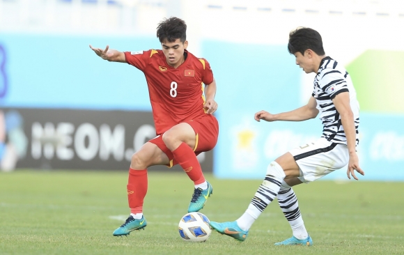 Gong Oh-kyun phát hiện tài năng U19 Việt Nam theo cách khó tin