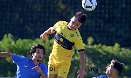 Quang Hải được đồng đội ở Pau FC khen hết lời: 'Cậu ấy tiến bộ nhanh, chân trái rất khéo'
