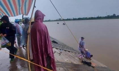 Thông tin mất nhất vụ 4 người bị mất tích trên sông Đào ở Nam Định