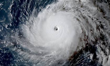 Siêu bão đầu tiên năm 2022 xuất hiện giật cấp 19 ở “ổ bão” dữ dội nhất hành tinh