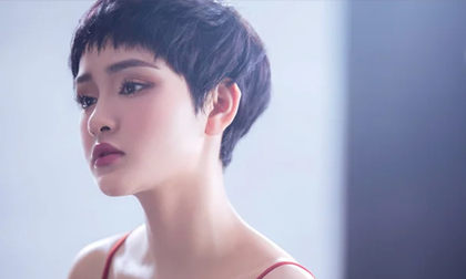 Xôn xao thông tin Hiền Hồ đã chia tay bạn trai sau ồn ào 'anh em nương tựa'