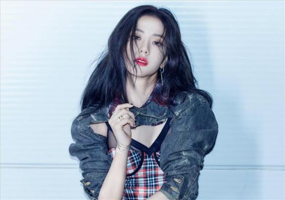 Blackpink-S-Jisoo-In