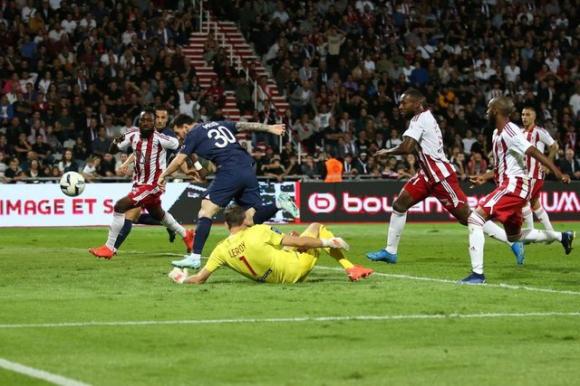 Messi - Mbappe thi nhau tỏa sáng, PSG thắng đậm - Ảnh 3.