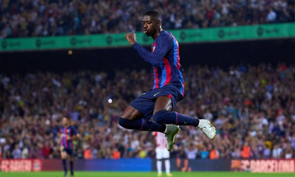'Kép phụ' tỏa sáng, Barca thắng đậm để bám sát Real