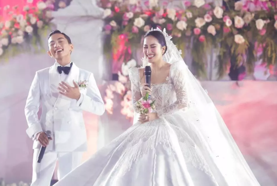 Khánh Thi xúc động chia sẻ sau đám cưới: 'Chúng tôi làm thay đổi định kiến tình yêu lệch tuổi'
