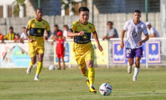 Trận đấu ở giải hạng 5 và thế tiến thoái lưỡng nan của Quang Hải tại Pau FC - Ảnh 2.