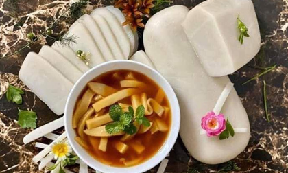 Bánh đá: Đặc sản truyền thống độc đáo của bà con vùng cao Hà Giang