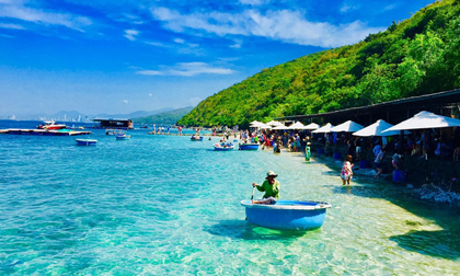 Chuyên trang du lịch bình chọn top 5 bãi biển đẹp nhất thế giới: Việt Nam lọt top 2 bãi biển