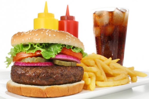 Ăn nhiều thức ăn nhanh làm tăng nguy cơ mắc bệnh gan - Ảnh 2.