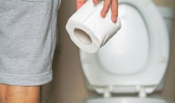 4 dấu hiệu cảnh báo sớm ung thư đại tràng, có thể xuất hiện trước từ 3 tháng - 2 năm - Ảnh 1.