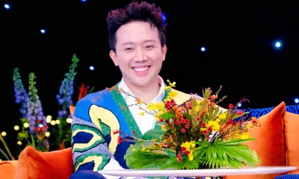 Trấn Thành lần đầu lên tiếng về việc khóc trên sân khấu, tự tát vào mặt mình vì thấy giống như kẻ điên