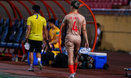 Hồ Tấn Tài rời sân vì chấn thương, CAHN đánh mất cơ hội vào top 1