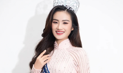 Hoa hậu Huỳnh Trần Ý Nhi hiện ra sao sau loạt ồn ào vạ miệng?