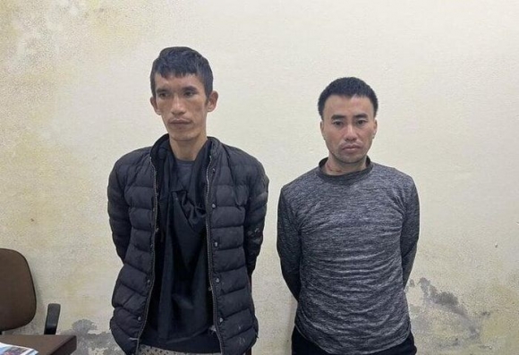 Phan Công Thành và Nguyễn Đắc Hoàng đã bị bắt giữ. (Ảnh: Công an Hà Tĩnh).