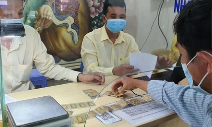 Giá vàng miếng SJC lập kỷ lục chưa từng có: 74,7 triệu đồng/lượng