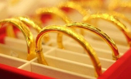 Tăng từng phút, giá vàng SJC sắp chạm 80 triệu đồng/lượng