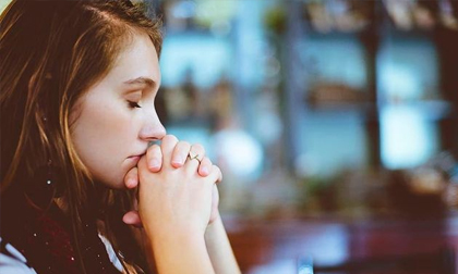 Vợ đưa đơn ly hôn vì chồng ngoại tình, anh cười khẩy nói một câu chết điếng